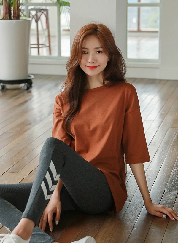 韓國無印六分袖長版寬鬆T恤