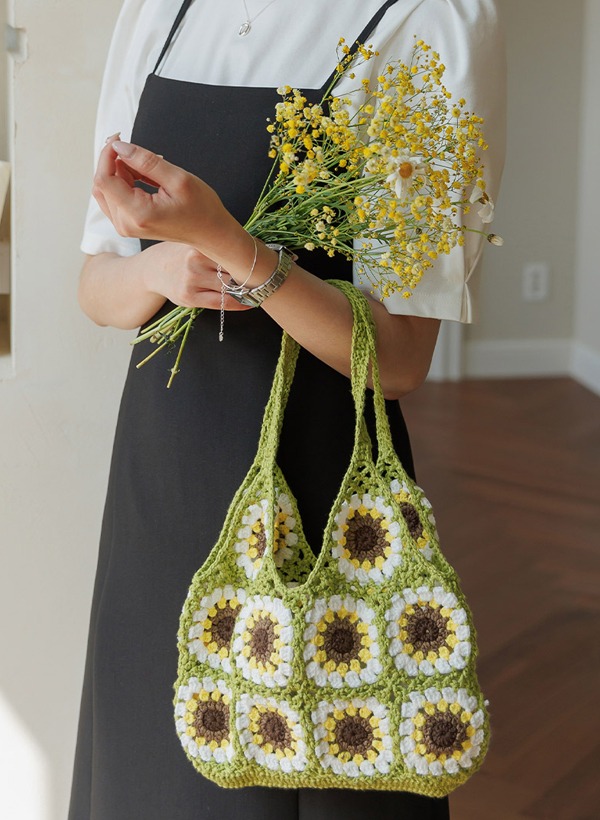 韓國花朵圖案編織手提包